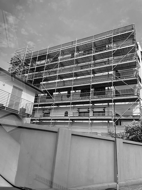 A Building Under Construction With Scaffolding Around It — RM Scaffolding Solutions in Kingscliff, NSW