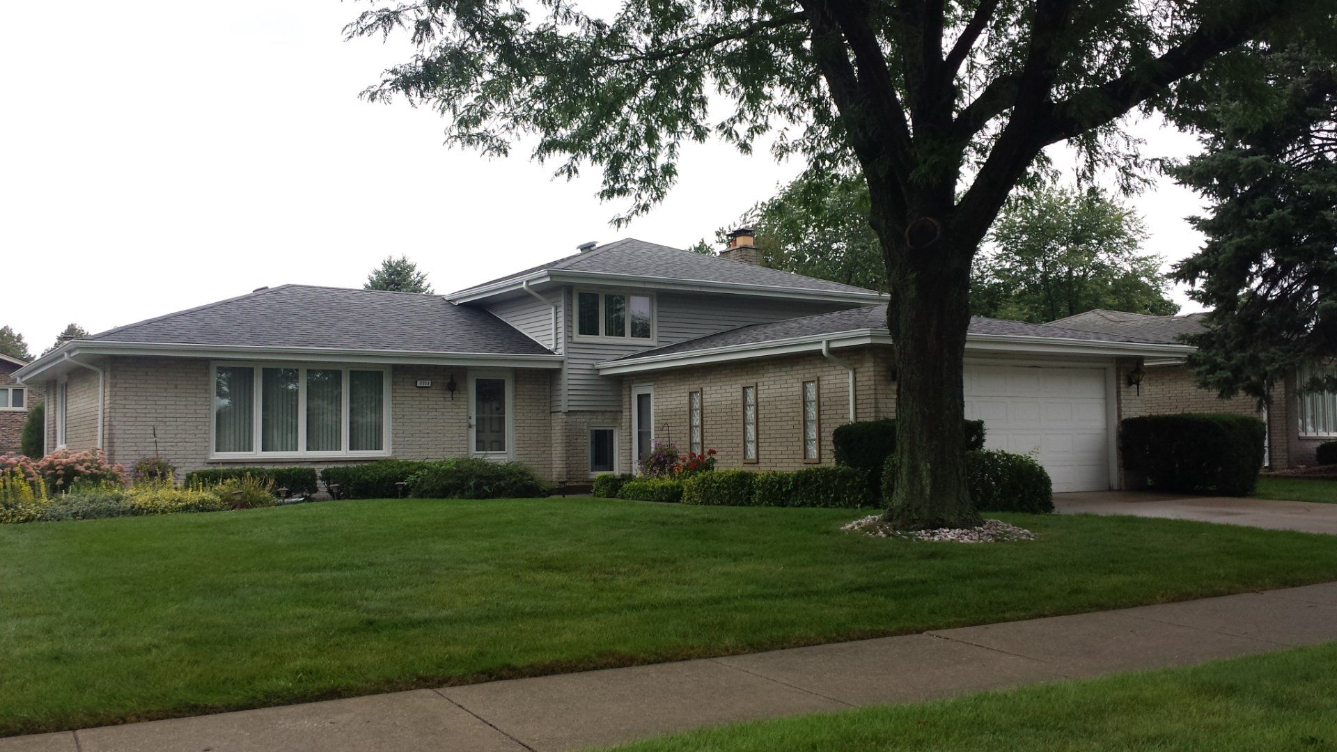 The roof was completed in the summer of 2014 Orland Park, IL