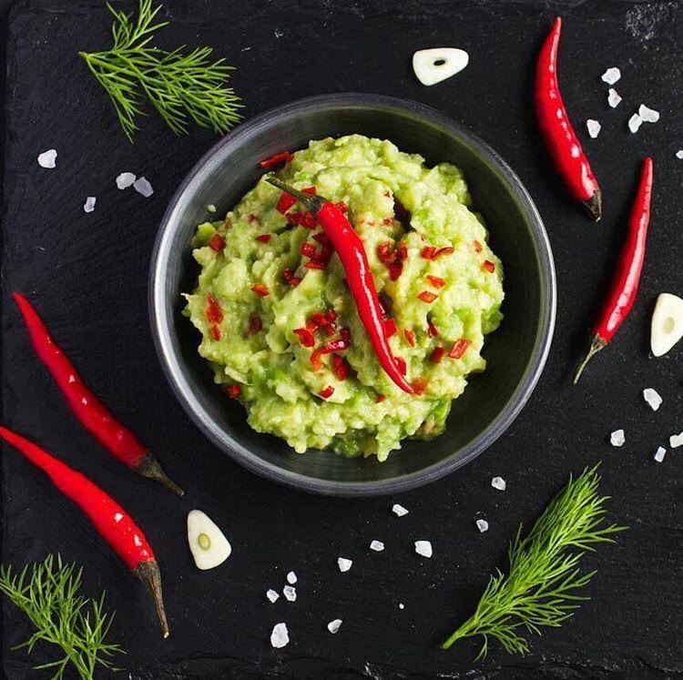 Riso messicano con peperoncini rossi