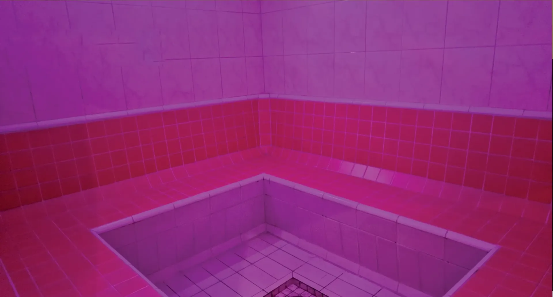 Een stoombad in een sportschool met roze tegels en paarse verlichting.