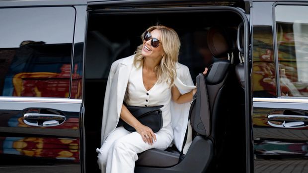 mercedes-benz van class Prime Chauffeur Transport Services