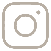 Das Instagram-Logo ist ein Quadrat mit einem Kreis in der Mitte.