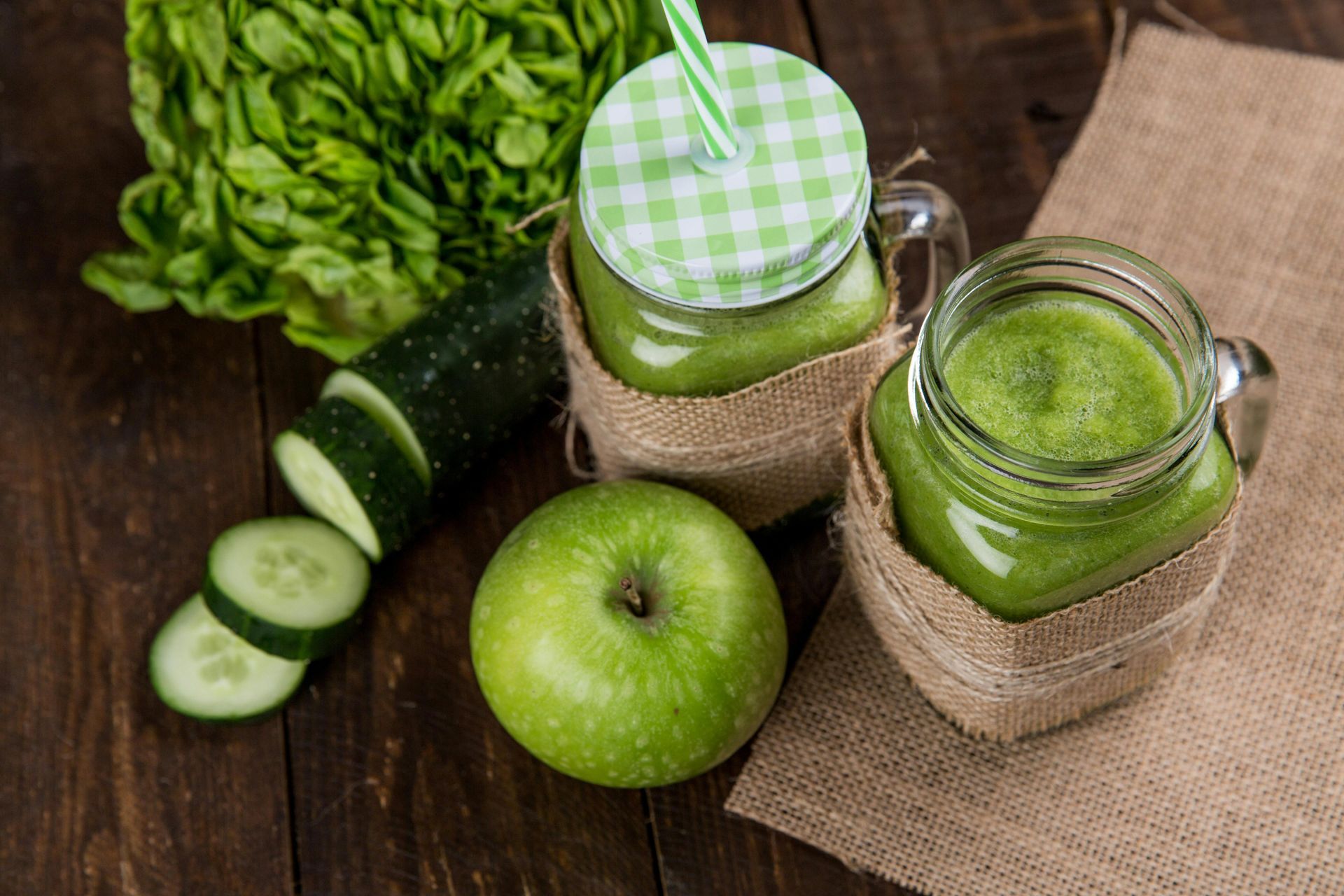 In this blog, learn 6 powerful and effective ways to treat Cancer through naturopathy.