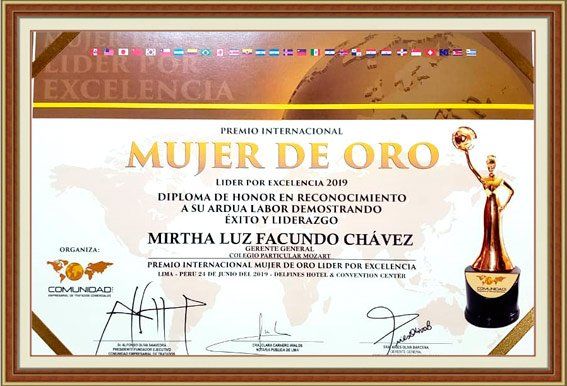 Colegio Particular “Amadeus Mozart”, condecoraciones.