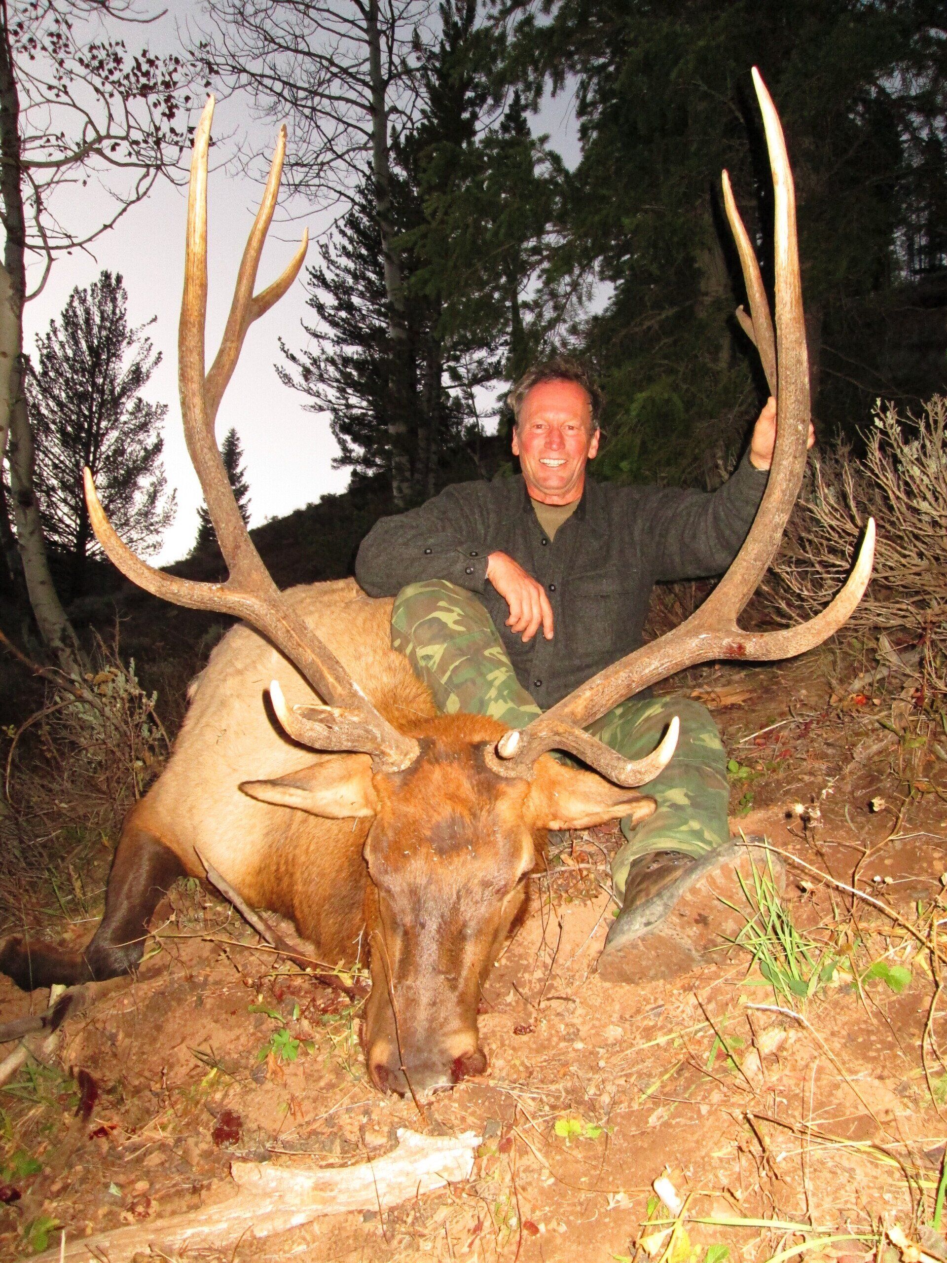 South Dakota Elk Hunting Non Resident 32 - yw0b84v