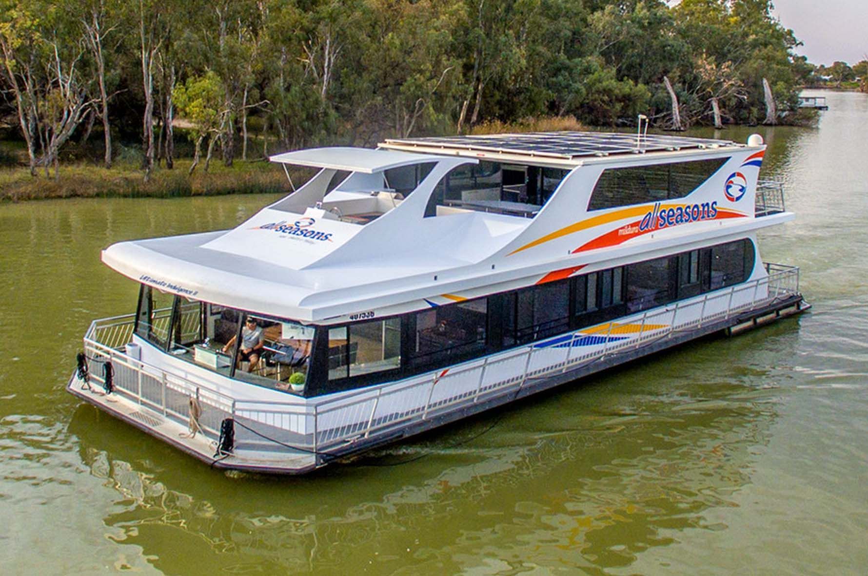 Stay in a Mildura Houseboat and visit Bobby + Me Riverfront Cafe