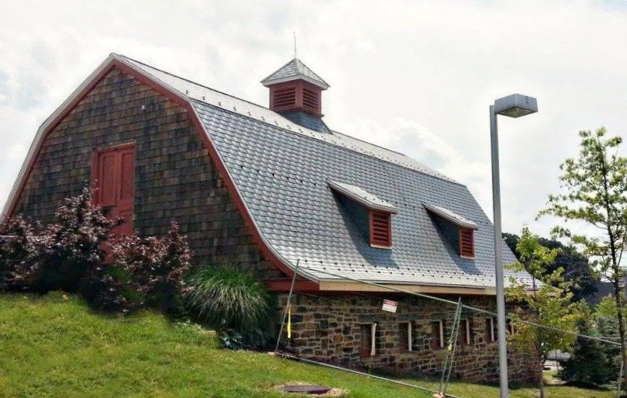 Barn — New Cumberland, PA — Allied Exteriors Inc.