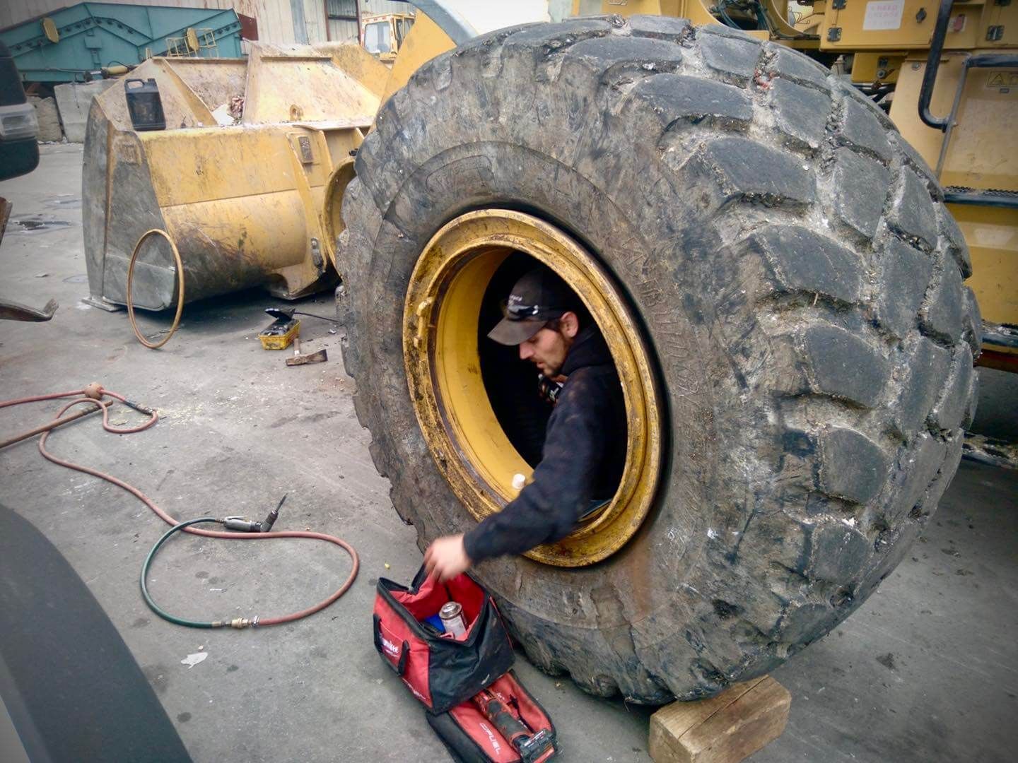 Truck Tire Services in Evans City, PA - Skander Tire Service Inc.