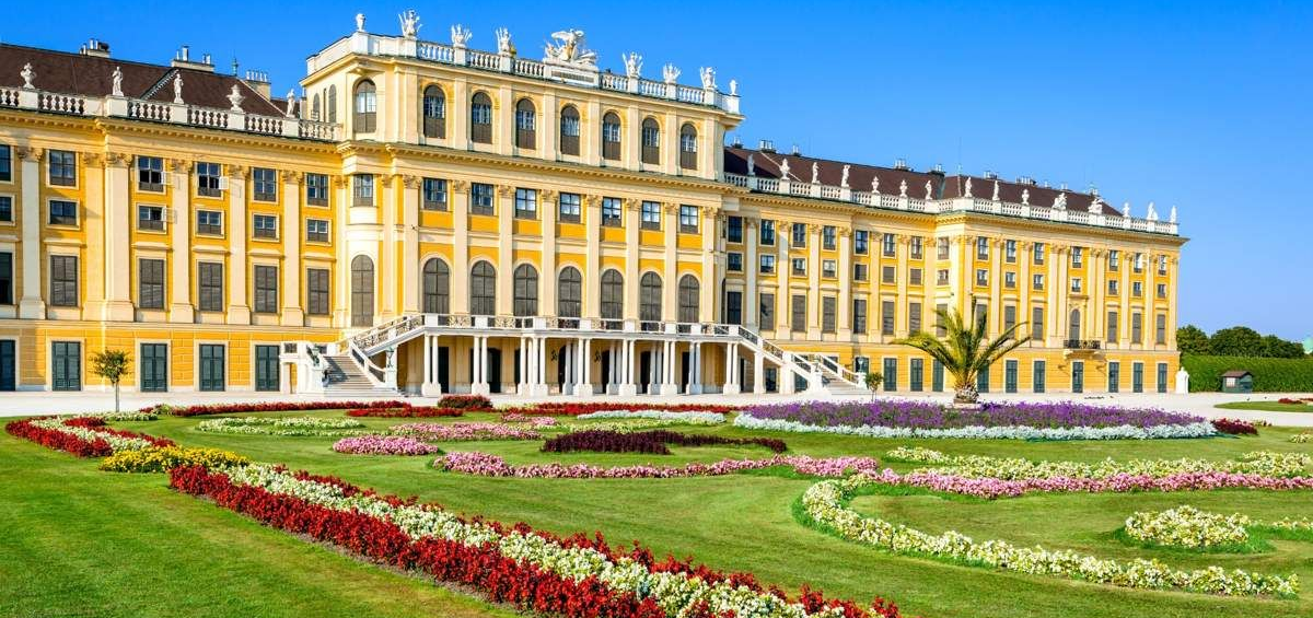 Schönbrunn Palace, Vienna Schönbrunn Palace in Vienna with gardens in front