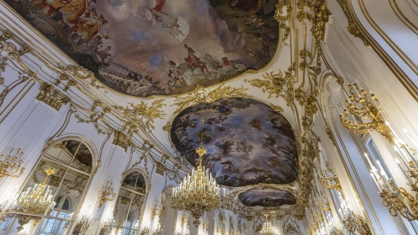 Schönbrunn Palace interior Great Gallery