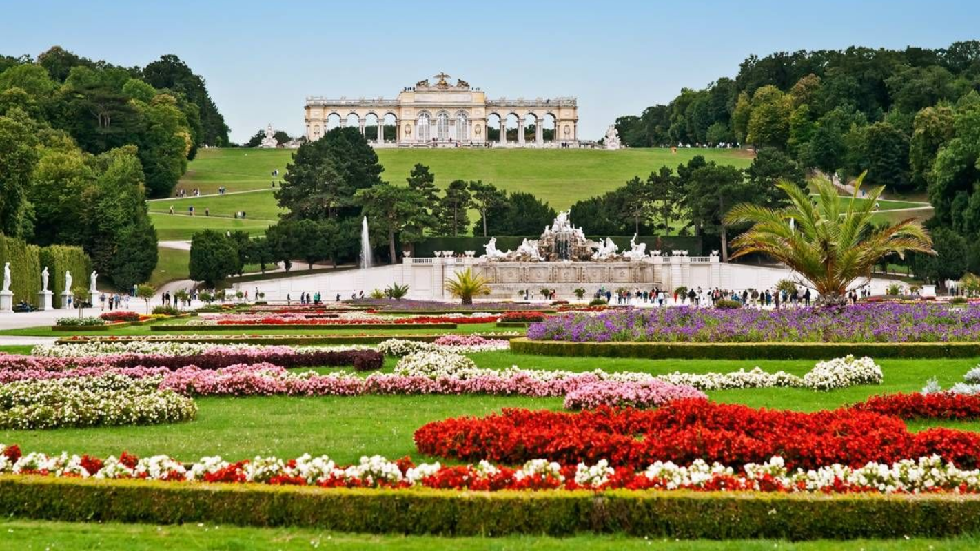 View across Schönbrunn Palace gardens toward the Gloriette in Vienna