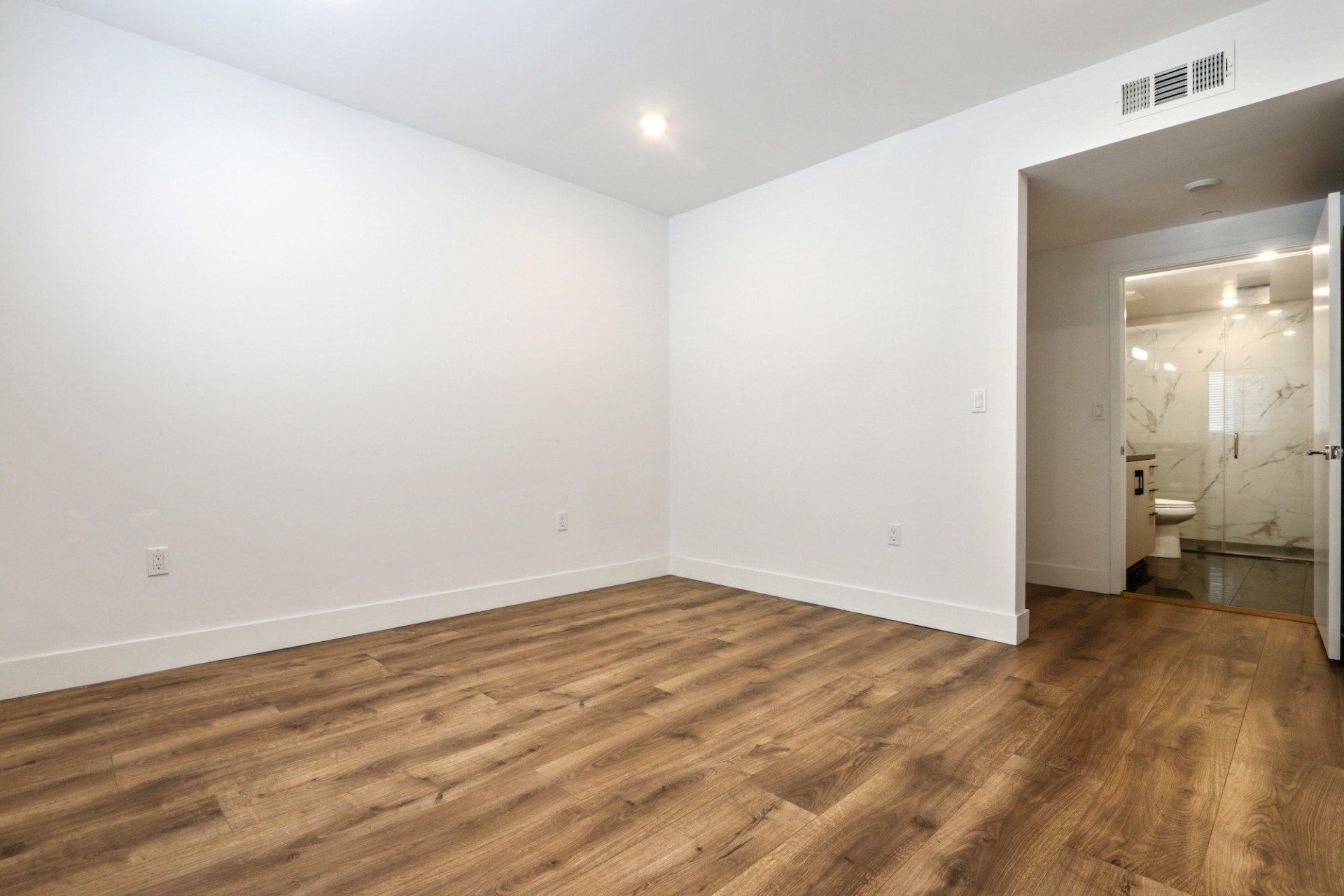 905 Ardmore Keren Management Los Angeles, CA