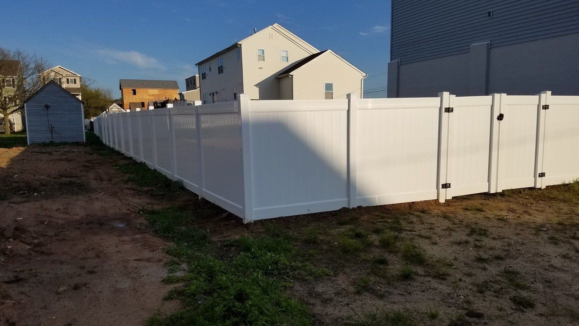Tan Vinyl Fence - Flemington, NJ - GT Fence LLC