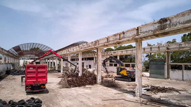 Cassoni scarrabili per cantieri e industrie