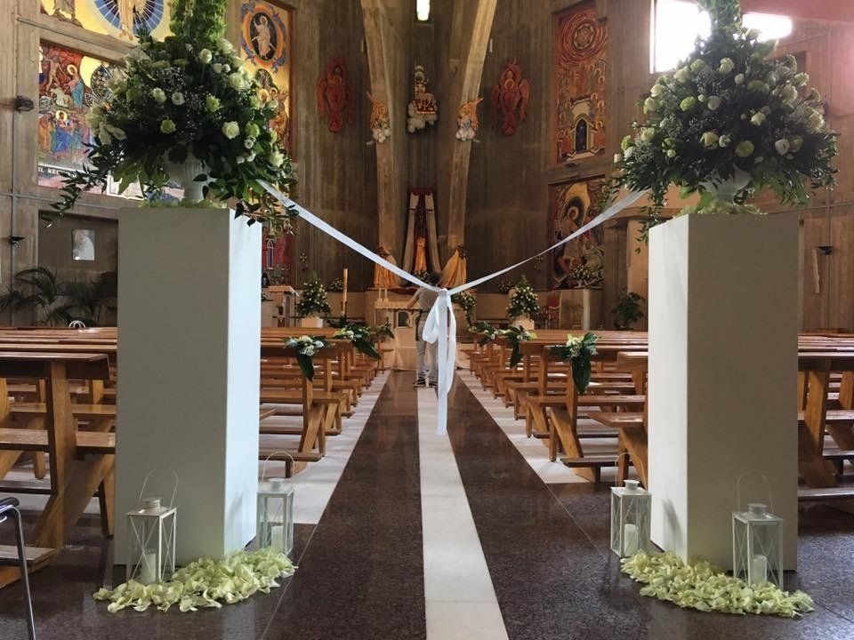 Chiesa allestita per matrimonio