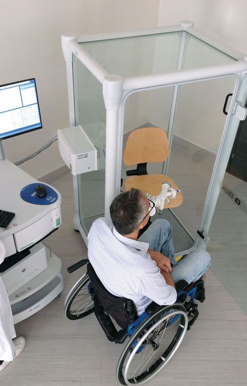 CosMed PFT Equipment Sales and Service | Man in wheelchair using COSMED Q-Box