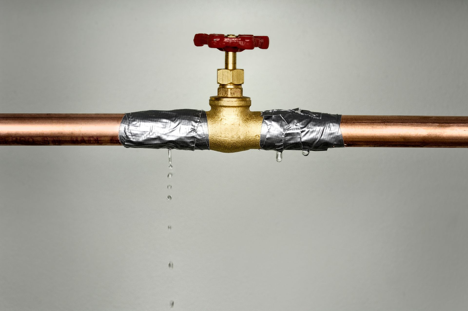 pipe leaking 