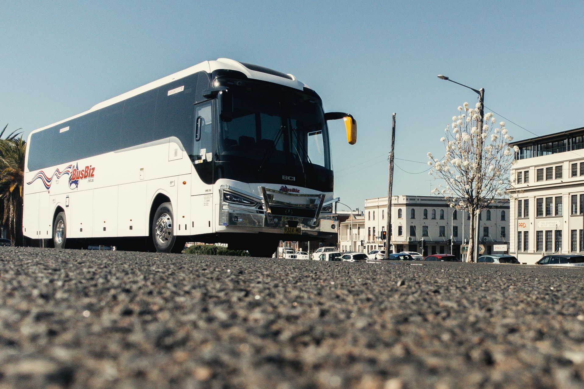 White Bus on the Cobblestone — Swan Hill, VIC — BusBiz