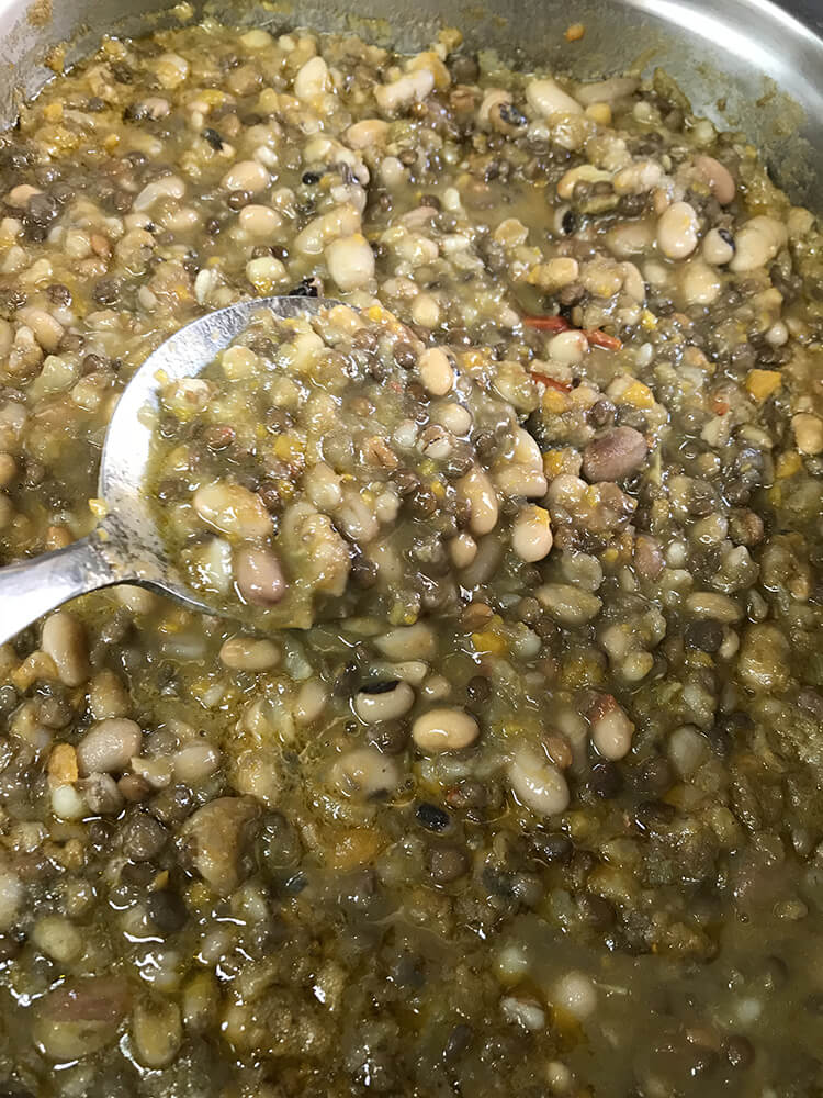 Legume soup