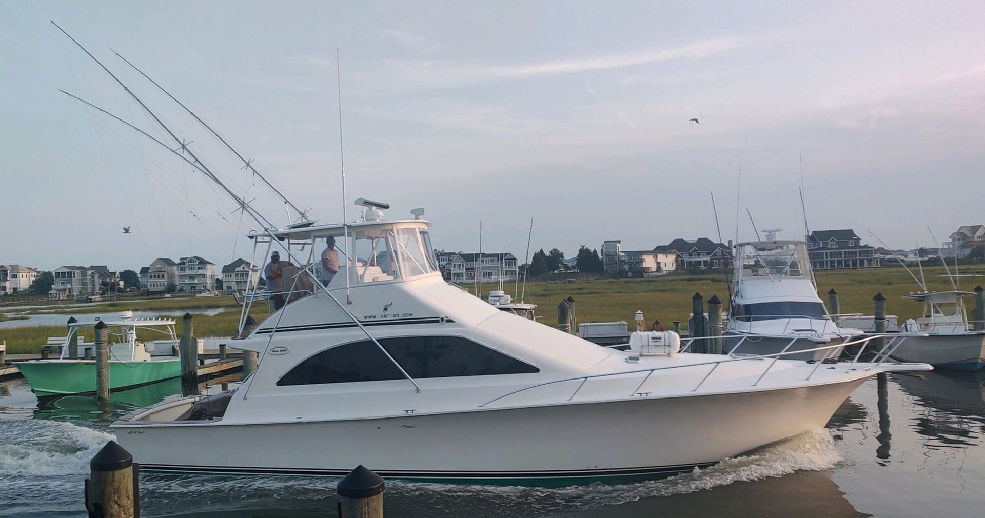 Side view of the 30 Deep 48-foot Ocean Yacht