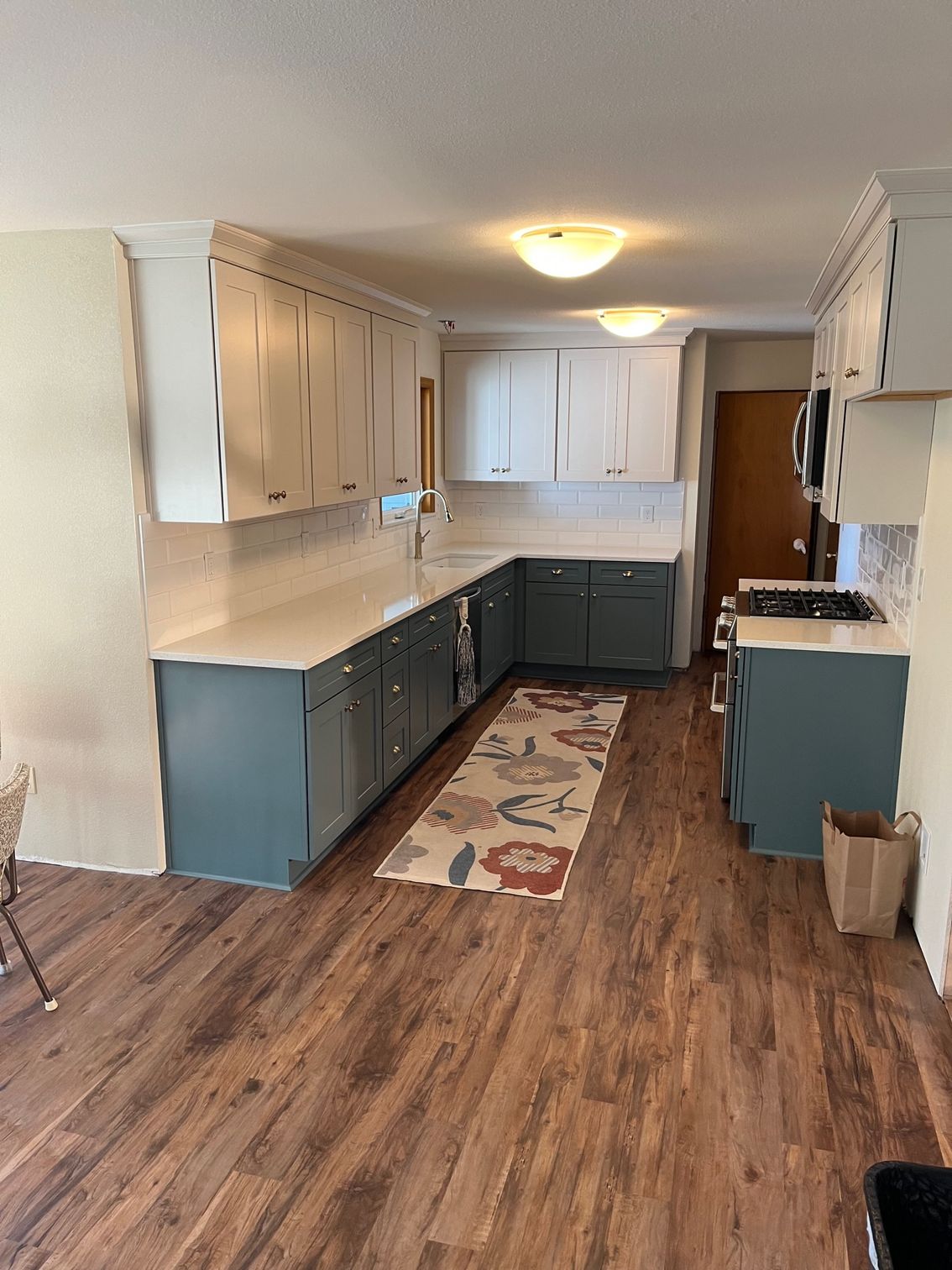 Modern kitchen remodel looks fantastic