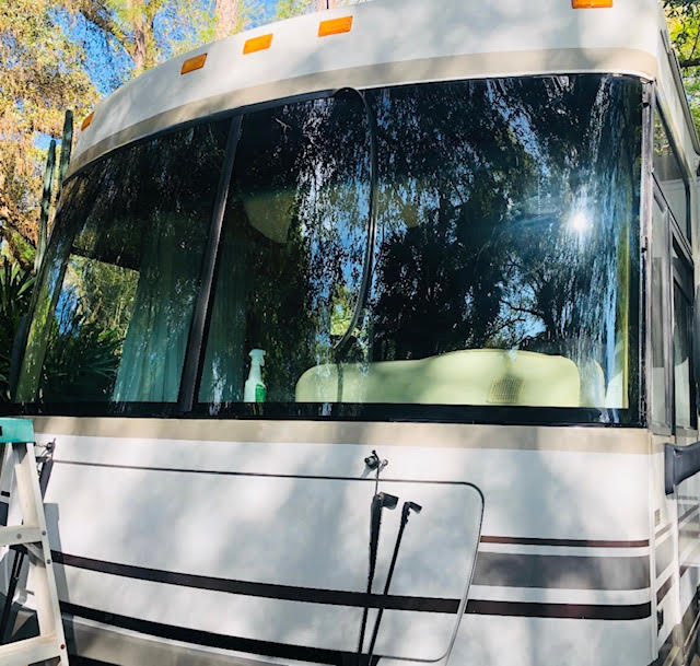 front RV windshield after windshield replacement services