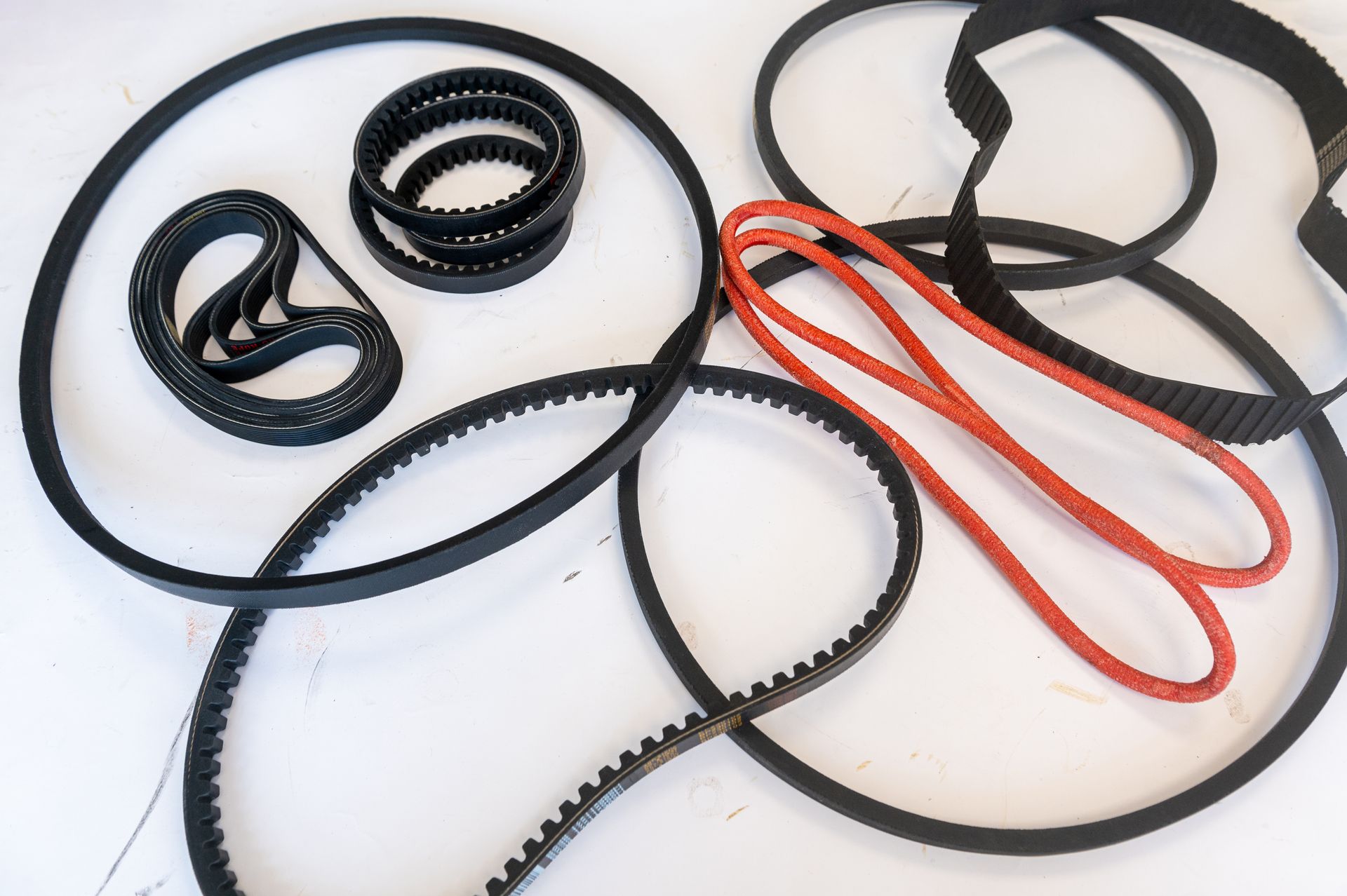 ANELLI DI TENUTE E GUARNIZIONI