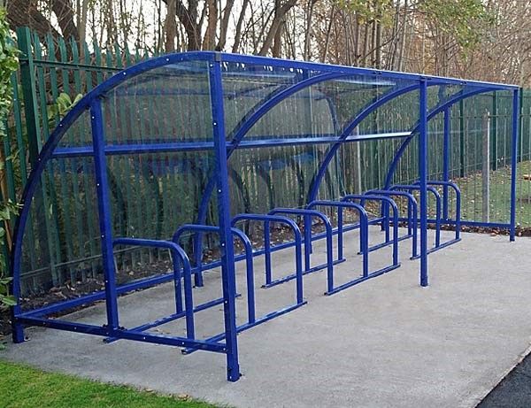 Commercial exterior cleaning: Comprehensive services to clean and revitalize the exterior of commercial buildings, removing dirt, stains, and pollutants for a refreshed and professional appearance