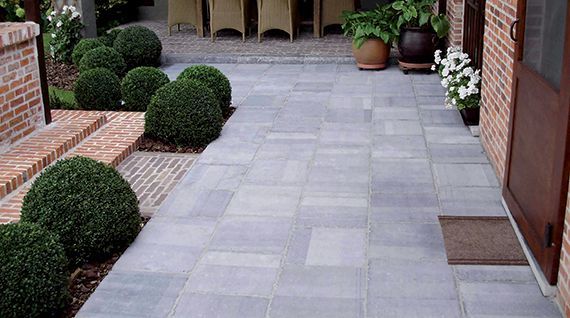 Patio cleaning and sealing service in South cave