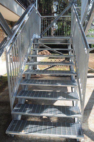 Scala antincendio in metallo 2