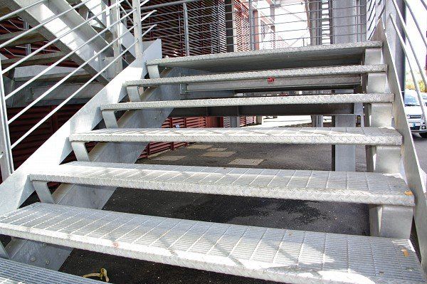 Scala antincendio in metallo 3