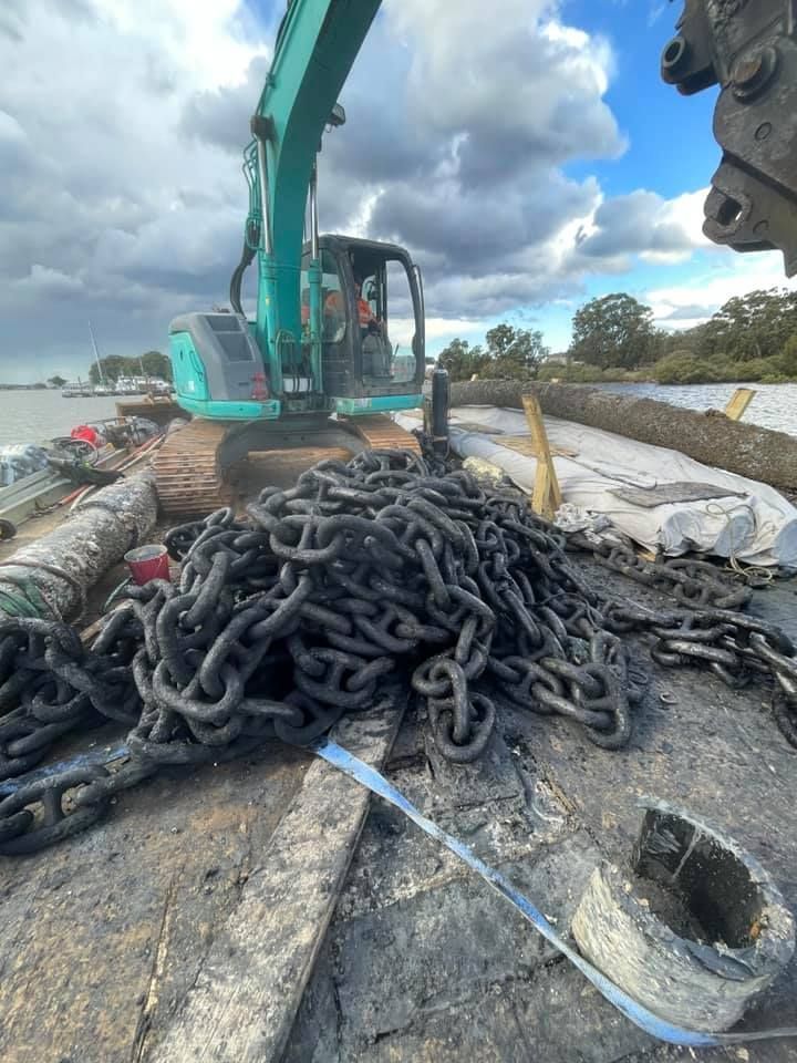 White Leopard Boat — Salvaging in Port Stephens, NSW