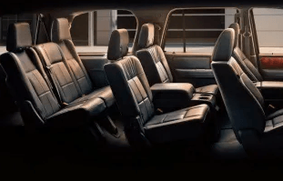 Lincoln Navigator SUV Chauffeur Service