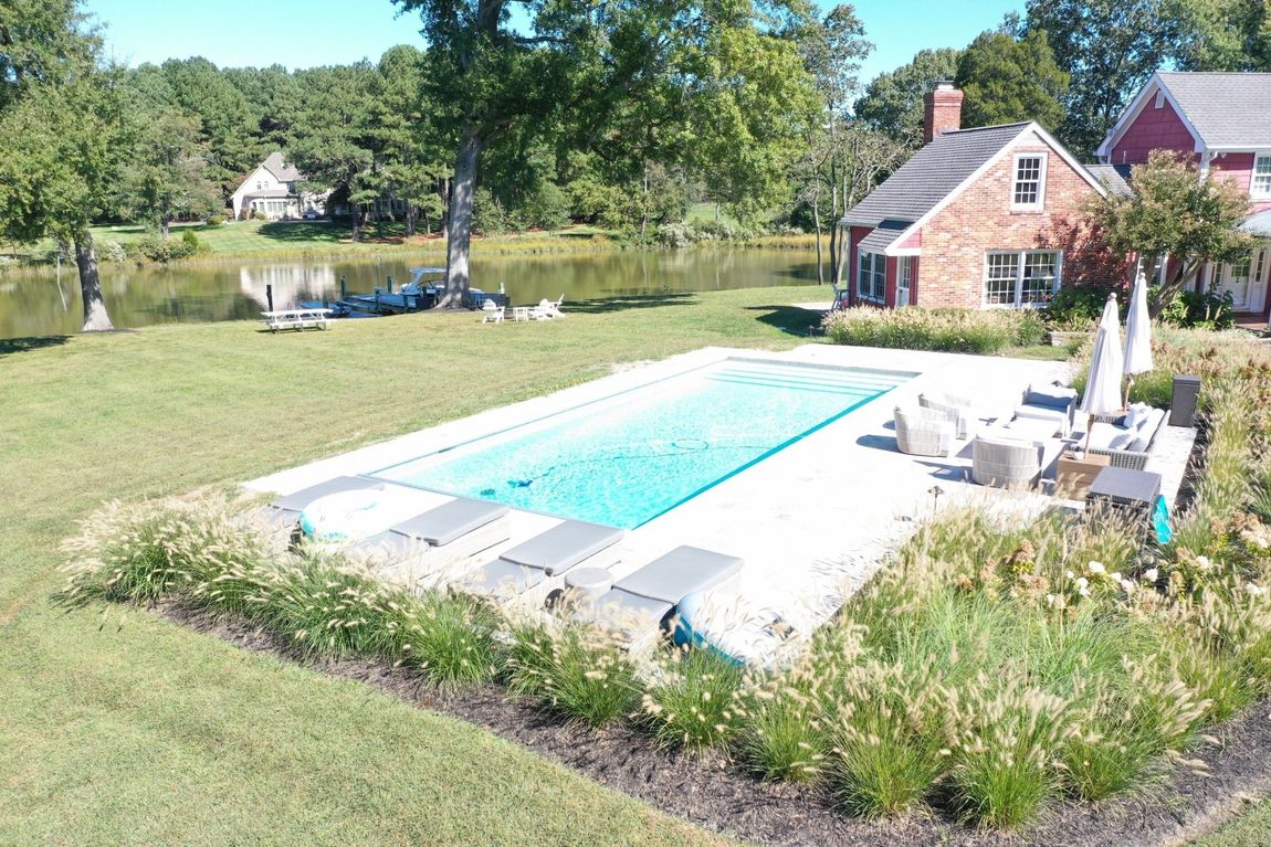 Pool Company & Contractor Easton, MD KustomScapes & Pools