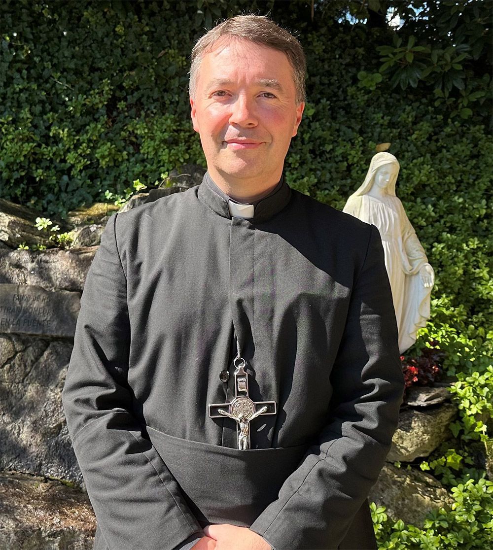 Fr Andres