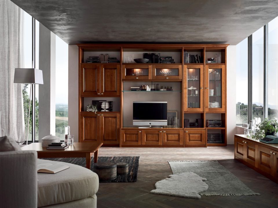 mobile tv classico in legno scuro