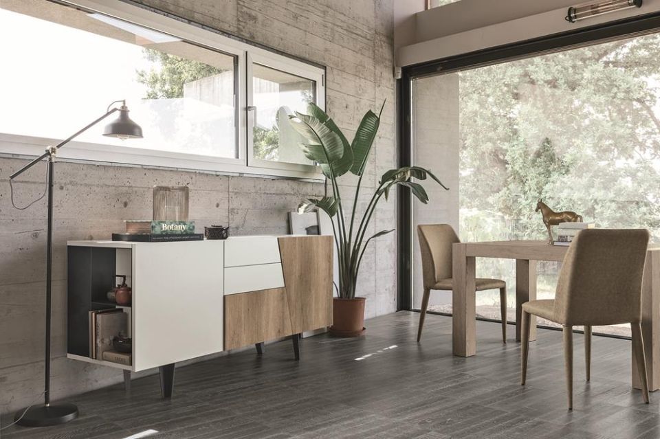 Madia bianca e legno