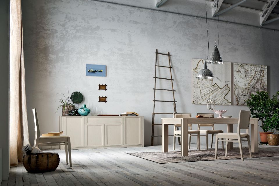 Soggiorno classico in legno chiaro