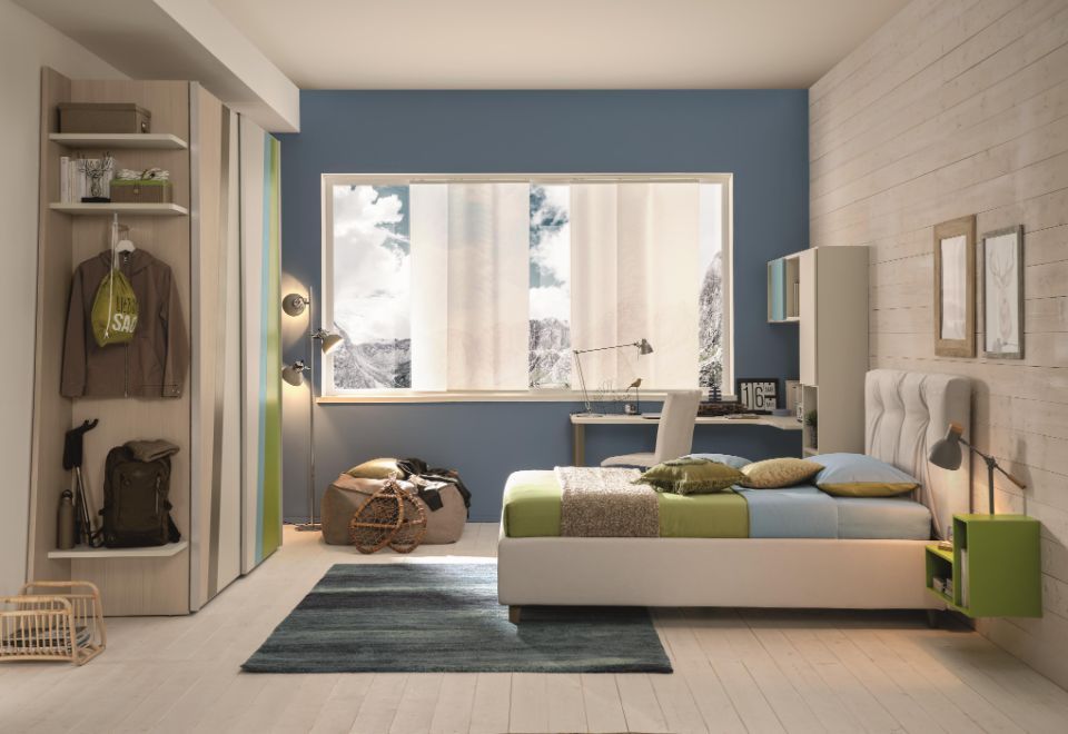 Cameretta con letto tradizionale