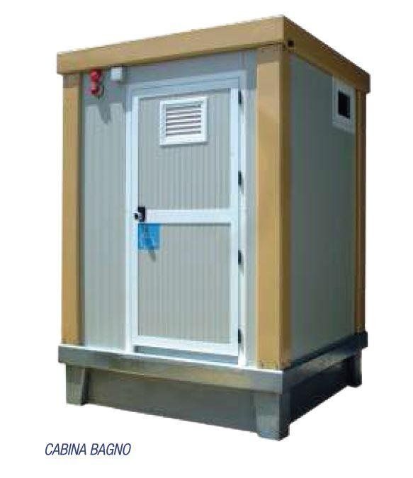 Una foto di una cabina bagno su sfondo bianco