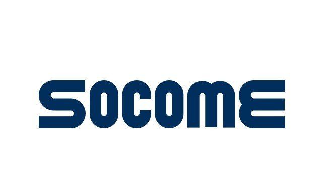 Il logo di socome è blu e bianco su sfondo bianco.