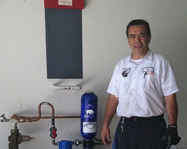 Water pipe repair service