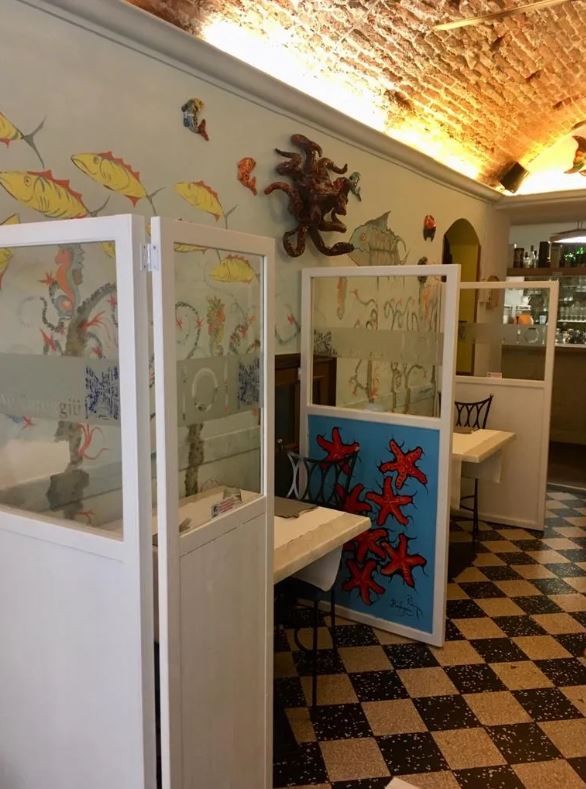 separatori tavoli sala pizzeria