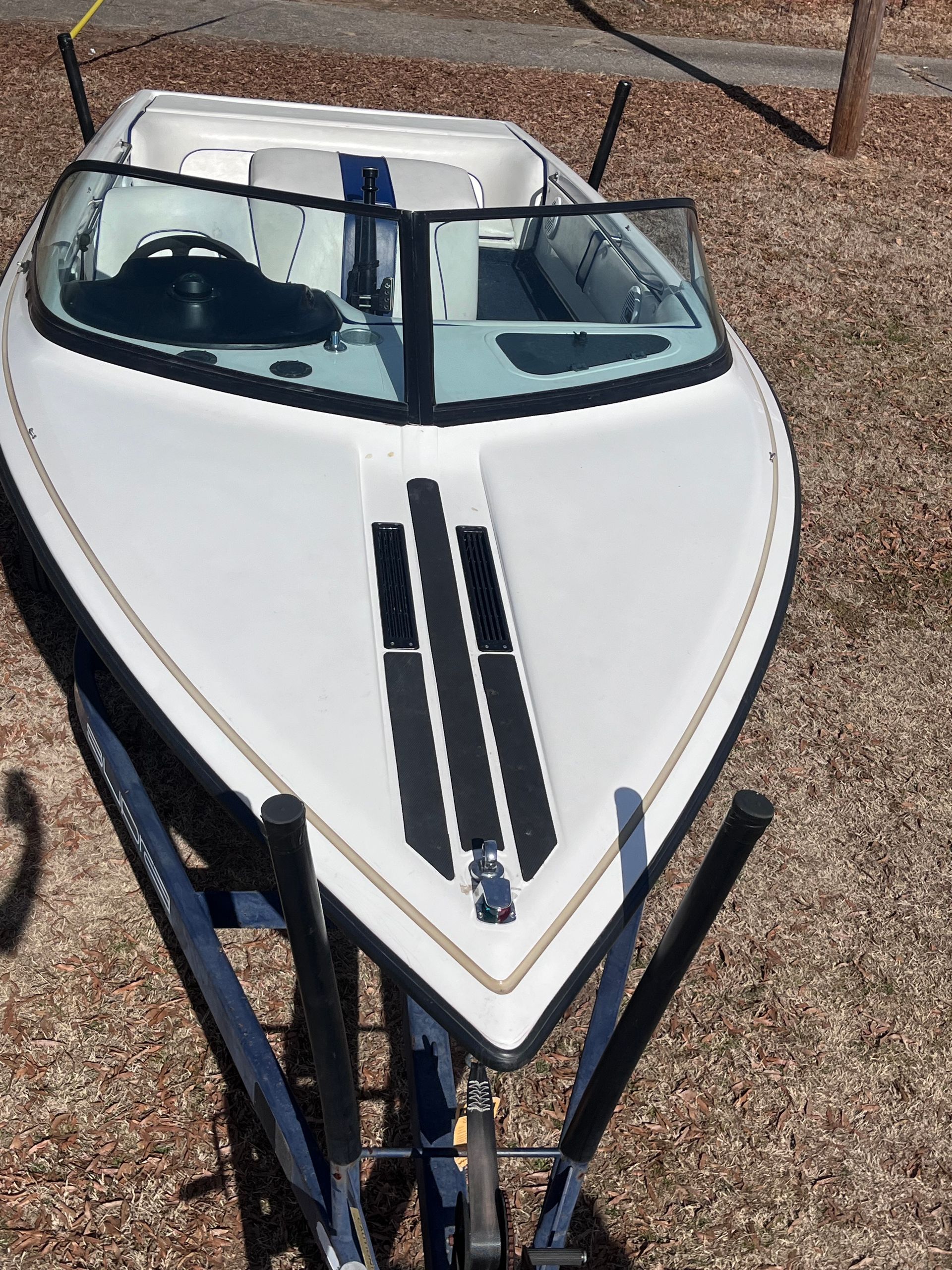 A boat for sale in Mooresville, NC by Advanced Marine Service
