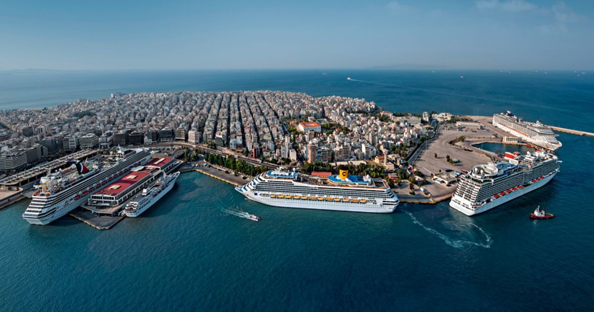 Piraeus Port Transfer | Reliable and Comfortable Transportation