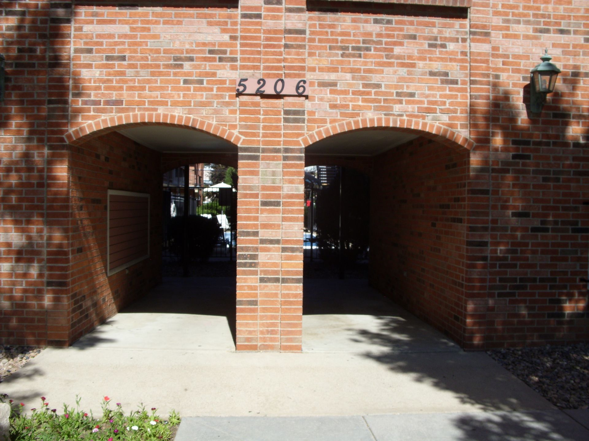 A brick building with the number 5208 on it
