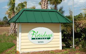 Floridays Entrance