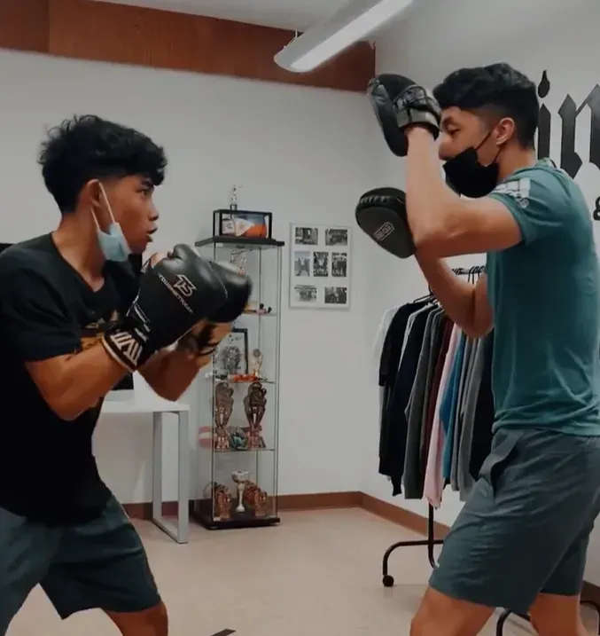 Boxing Training Vancouver BC with boxing studio, boxing gym, and boxing personal coaching. Private boxing lessons focusing on technique, defense, and agility. Boxing classes Vancouver offering boxing fitness, boxing padwork, and boxing sparring drills. Boxing Training New Westminster BC for beginners and advanced athletes. Boxing gym near Columbia Street with boxing coach and boxing personal trainer. Boxing private lessons New Westminster for sparring, padwork, and defense. Boxing fitness classes focused on endurance, confidence, and skill. Boxing personal trainer Vancouver for one on one boxing lessons and boxing gym programs. Boxing for Beginners Vancouver BC with boxing classes, private lessons, and boxing gym programs. Boxing instructor teaching boxing fundamentals, stance, and combinations. Boxing fitness for weight loss and cardio. Boxing gym near me Vancouver for boxing training and technique development.