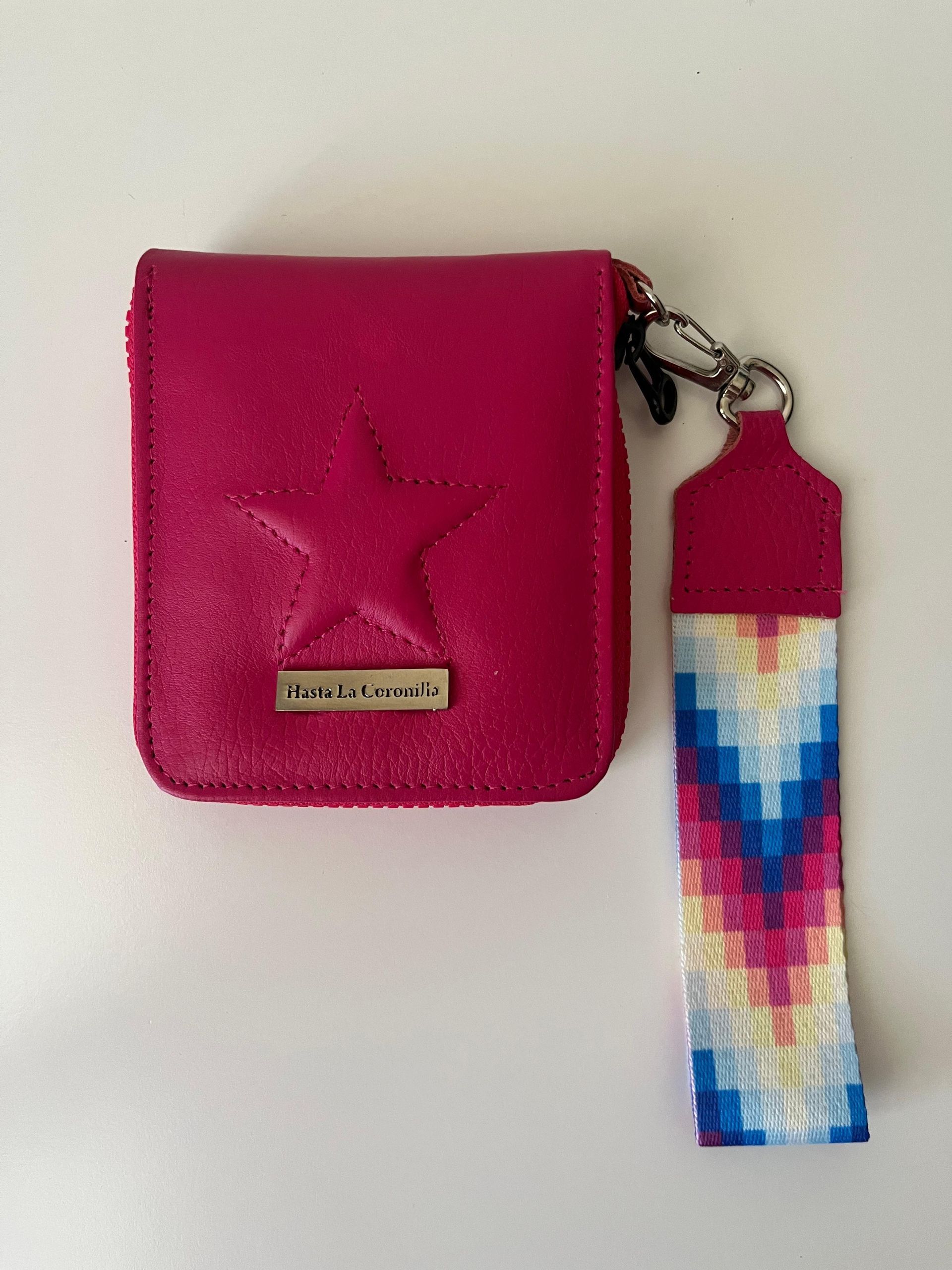 Billetera mini estrella fucsia