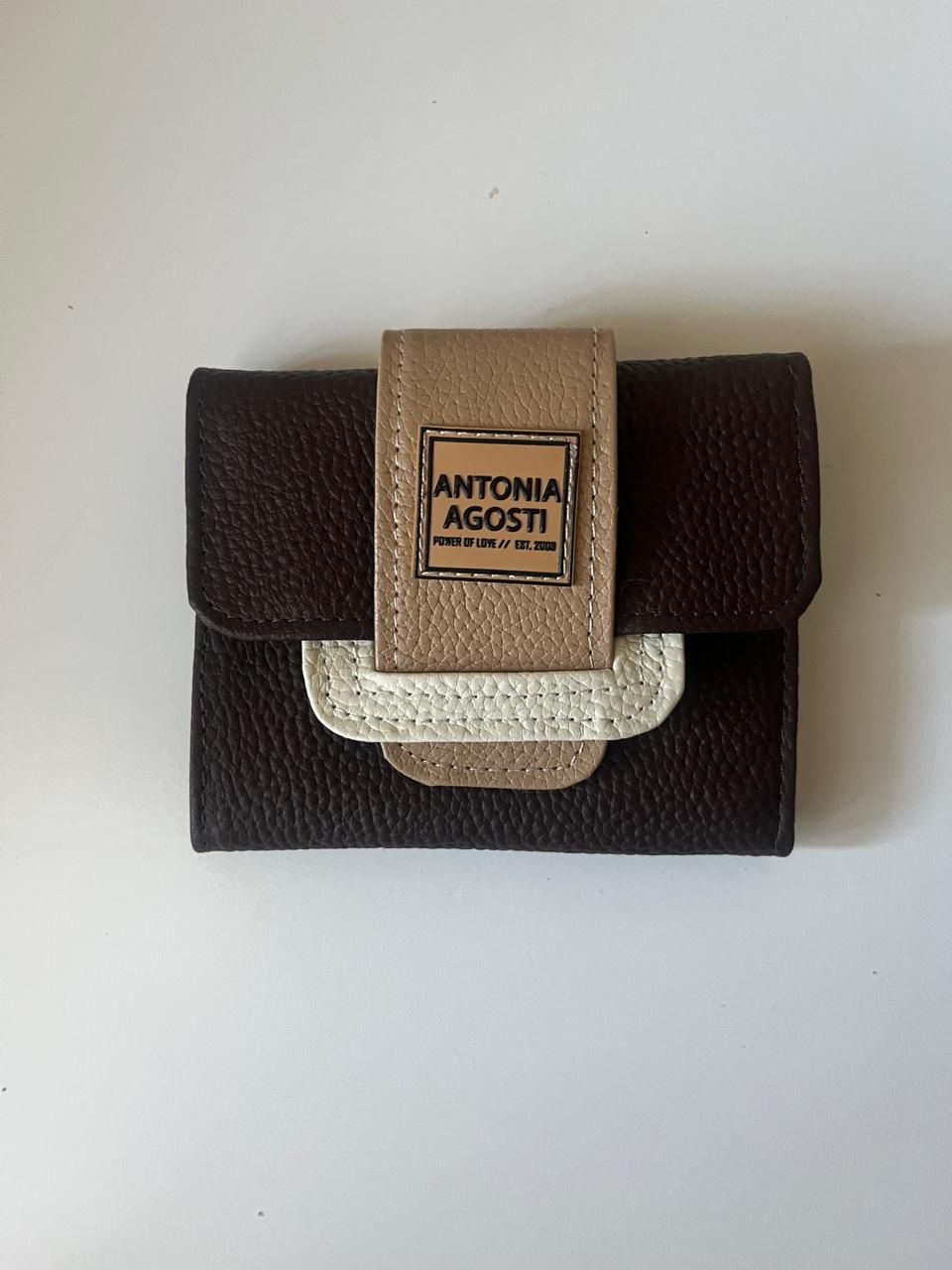 Billetera Jordania chocolate